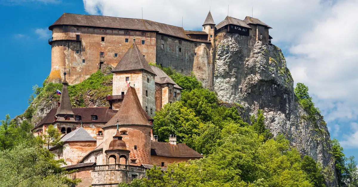 Zamek Orawski na wzgórzu